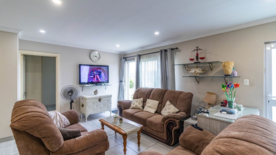 3 Bedroom Property for Sale in Nahoon Valley Park Eastern Cape